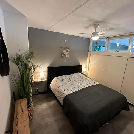 Dünenblick Am Aber 400 Meter Entfernt, Mit Renoviertem Badezimmer Apartment Julianadorp