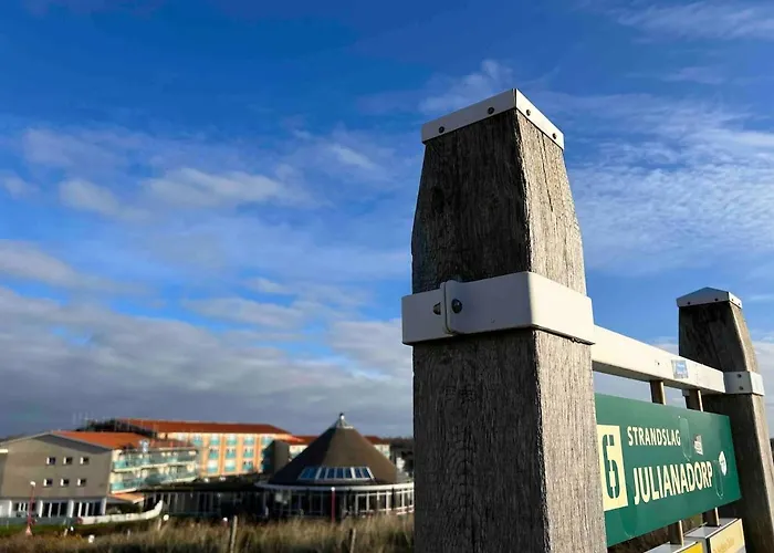 Duenenblick Am Aber 400 Meter Entfernt, Mit Renoviertem Badezimmer * Julianadorp